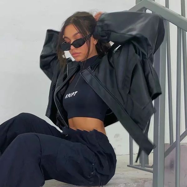faux leather black coat winter clothes women streetwear cropped biker coat fleece ruched pu bomber short jacket 210415, Black;brown
faux leather black coat winter clothes women streetwear cropped biker coat fleece ruched pu bomber short jacket 210415, Black;brown