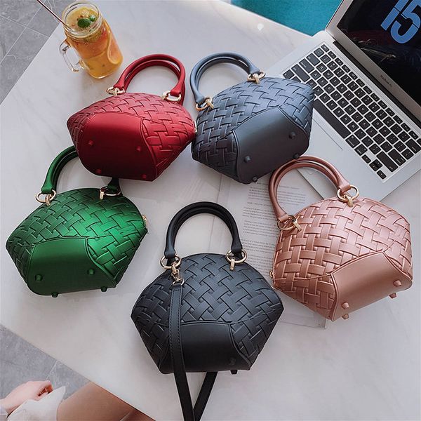 bag handbags 2020 fashion women handbags shoulder bag cosmetic makeup cross body quilted bag hand bags
bag handbags 2020 fashion women handbags shoulder bag cosmetic makeup cross body quilted bag hand bags