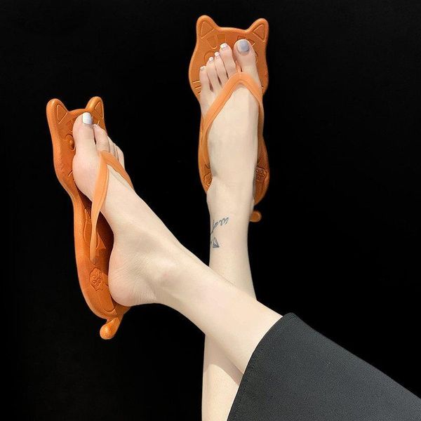 slippers 2021 net celebrity female trend flat flip flops outer wear fashion non-slip sandals beach clip, Black
slippers 2021 net celebrity female trend flat flip flops outer wear fashion non-slip sandals beach clip, Black