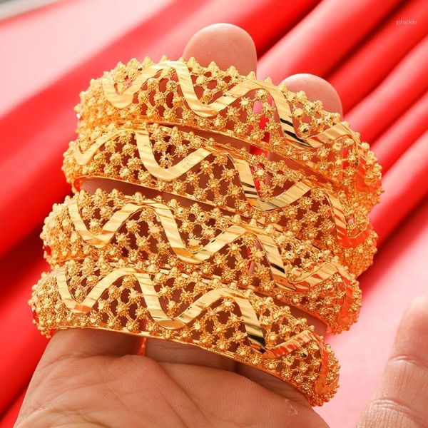 bangle 4pcs/lot bangles gold color bangle&bracelet dubai for women africa jewelry ethiopian wedding bride gift1, Black
bangle 4pcs/lot bangles gold color bangle&bracelet dubai for women africa jewelry ethiopian wedding bride gift1, Black