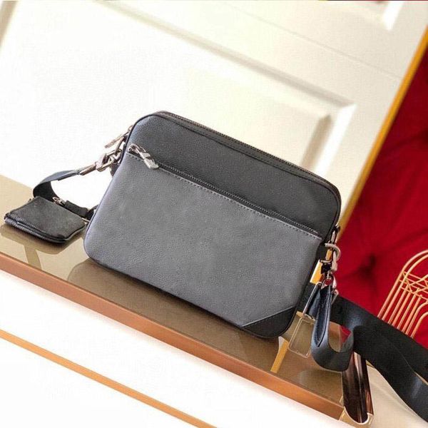 2021 designers pm voyager small messenger slanted cross postman bag a three-piece men crossbody file bags business fashion leather man
2021 designers pm voyager small messenger slanted cross postman bag a three-piece men crossbody file bags business fashion leather man