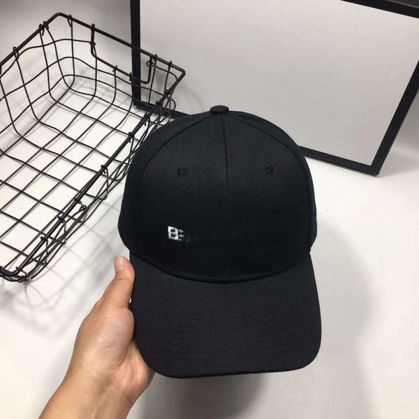 2021 4-color embroidery letter men and women brand designer snapback golf baseball cap, Blue;gray
2021 4-color embroidery letter men and women brand designer snapback golf baseball cap, Blue;gray