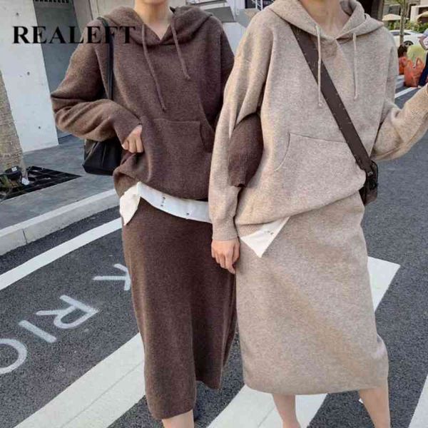 autumn winter tracksuit 2 piece casual suits minimalist hooded sweatshirt and knitted wrap midi skirts women's sets 210428, White
autumn winter tracksuit 2 piece casual suits minimalist hooded sweatshirt and knitted wrap midi skirts women's sets 210428, White