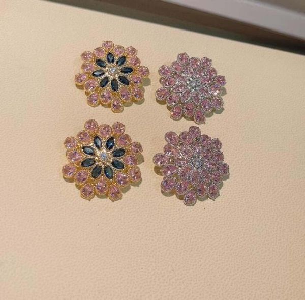 stud snowflake drop-shaped zircon earrings short sun flower exaggerated exquisite sweet girls summer vintage earring, Golden;silver
stud snowflake drop-shaped zircon earrings short sun flower exaggerated exquisite sweet girls summer vintage earring, Golden;silver
