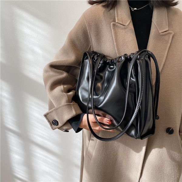 cross body solid color shoulder tote bags for women 2021 fashion high capacity pu leather women's designer handbag travel simple armpit
cross body solid color shoulder tote bags for women 2021 fashion high capacity pu leather women's designer handbag travel simple armpit