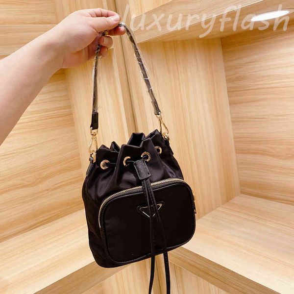 louis vutton bagwaterproof canvas and leather bucket bag fashion designers luxurys compact crossbody purse ladies shoulder bags
louis vutton bagwaterproof canvas and leather bucket bag fashion designers luxurys compact crossbody purse ladies shoulder bags