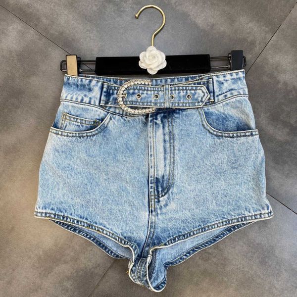fabpop summer fashion design wide leg denim shorts with diamonds buttons belt short jeans streetwear gb940 210709, White;black
fabpop summer fashion design wide leg denim shorts with diamonds buttons belt short jeans streetwear gb940 210709, White;black