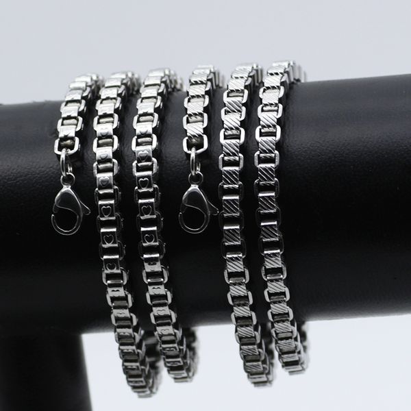 stainless steel love pattern stripe thickened box chain men's personality necklace, Silver
stainless steel love pattern stripe thickened box chain men's personality necklace, Silver