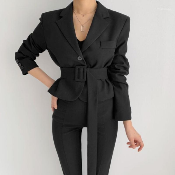 elegance suit blazer women 2021 autumn black white with belt coats single breasted ladies short coats1, White;black
elegance suit blazer women 2021 autumn black white with belt coats single breasted ladies short coats1, White;black