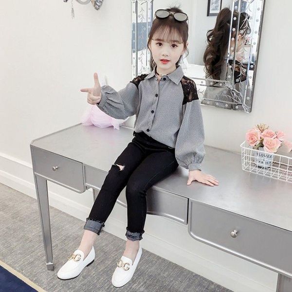 clothing sets girls spring autumn clothes 2021 style hollow stitching mesh single-breasted long-sleeved shirt jeans two-piece suit, White
clothing sets girls spring autumn clothes 2021 style hollow stitching mesh single-breasted long-sleeved shirt jeans two-piece suit, White