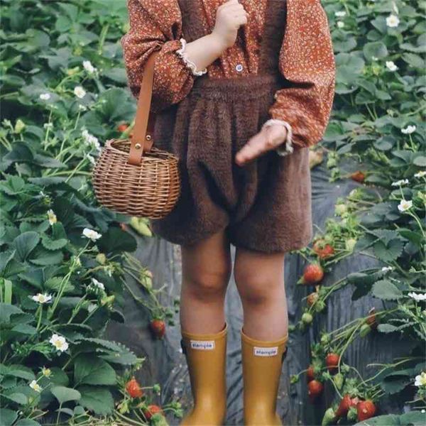 ins korean version lovely children's basket fashion swing baby bag little girl's hand bag
ins korean version lovely children's basket fashion swing baby bag little girl's hand bag