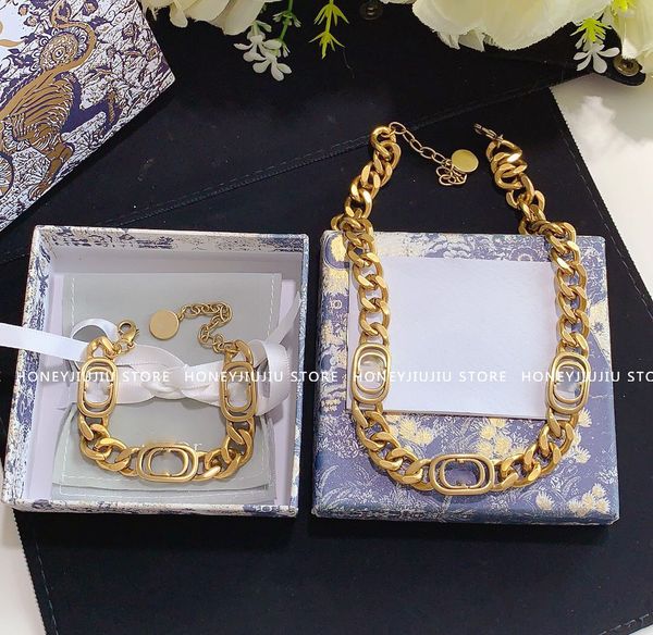 necklace party for famous brand women classic set letter sign and bracelet luxury vintage jewelry 2021trend, Red;brown
necklace party for famous brand women classic set letter sign and bracelet luxury vintage jewelry 2021trend, Red;brown