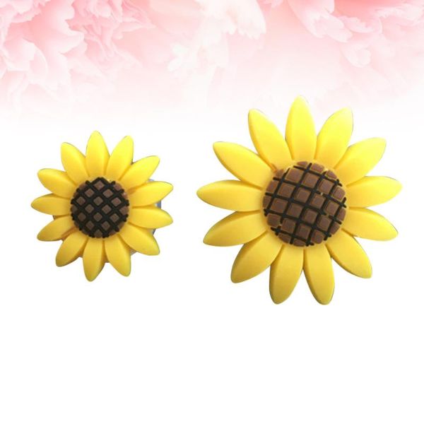 car air freshener 2pcs sunflower shape perfume clip creative rubber diffuser auto interior ornament adornment for decoration (1
car air freshener 2pcs sunflower shape perfume clip creative rubber diffuser auto interior ornament adornment for decoration (1