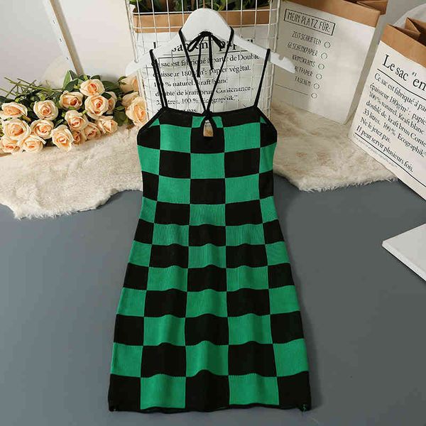 chic knitting suspender dress spring plaid color contrast halterneck hollow out high waist versatile dresses, Black;gray
chic knitting suspender dress spring plaid color contrast halterneck hollow out high waist versatile dresses, Black;gray