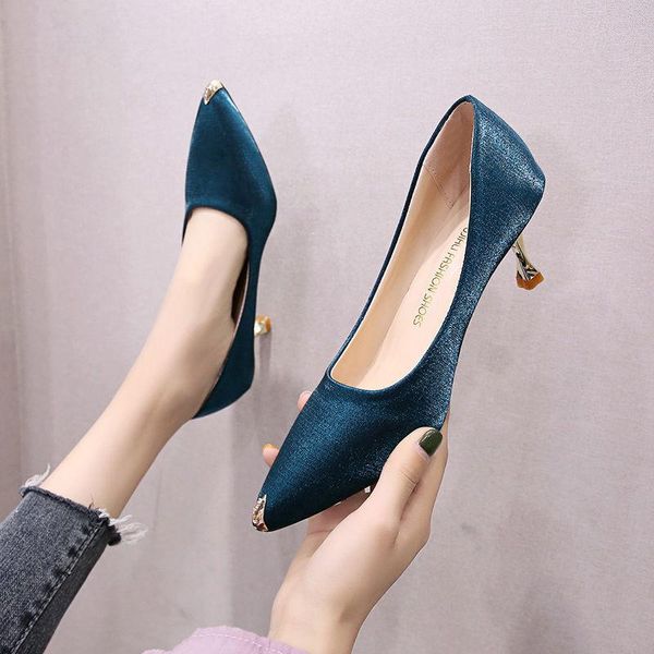 dress shoes women heels high women's heel red 2021 spring metal chaussure femme zapatos mujer, Black
dress shoes women heels high women's heel red 2021 spring metal chaussure femme zapatos mujer, Black