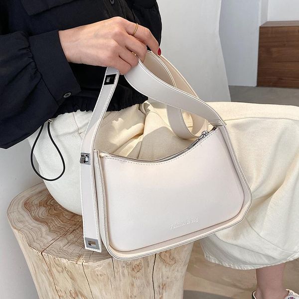 shoulder bags original brand bag female 2021 fashion messenger square underarm dual-use
shoulder bags original brand bag female 2021 fashion messenger square underarm dual-use