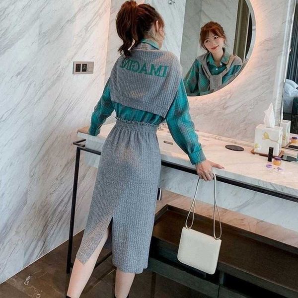 casual dresses spring autumn lady temperament skirt set three-piece fashionable plaid cotton shirt+skirt knitted+letter printed sh, Black;gray
casual dresses spring autumn lady temperament skirt set three-piece fashionable plaid cotton shirt+skirt knitted+letter printed sh, Black;gray