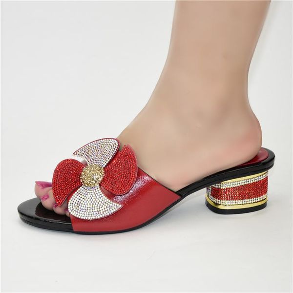 latest african party shoes 2021 summer nigerian women wedding italian pumps decorated with rhinestone 37-43 d14-12 sandals, Black
latest african party shoes 2021 summer nigerian women wedding italian pumps decorated with rhinestone 37-43 d14-12 sandals, Black
