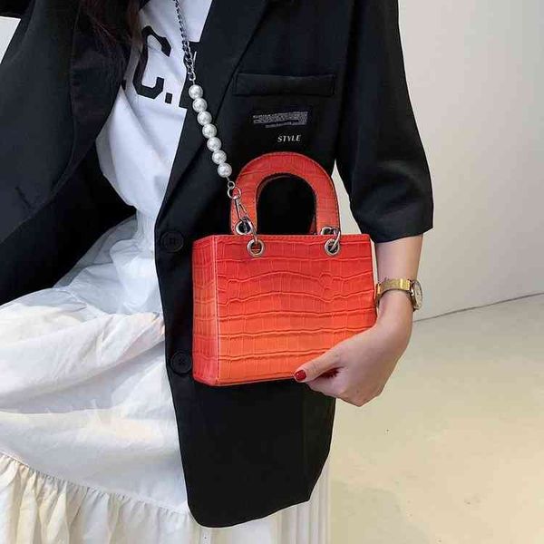 summer new fashion trend 2021 portable princess bag texture stone grain gradient pearl accessories temperament messenger bag
summer new fashion trend 2021 portable princess bag texture stone grain gradient pearl accessories temperament messenger bag