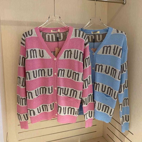 design clothing ~u miao family 21 early autumn fresh mohair contrast striped letter knitted cardigan women's sweet top, White;black
design clothing ~u miao family 21 early autumn fresh mohair contrast striped letter knitted cardigan women's sweet top, White;black