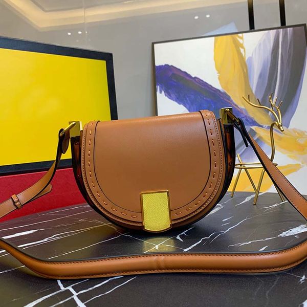 retro saddle insert buckle genuine leather messenger bags flap crossbody tote bag strap shoulder handbag purse
retro saddle insert buckle genuine leather messenger bags flap crossbody tote bag strap shoulder handbag purse
