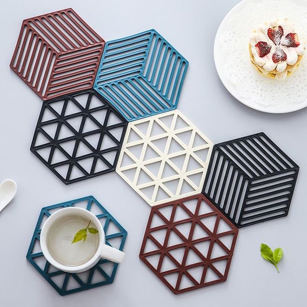 mats & pads 1pc nordic style silicone insulation pad home decoration table placemat non-slip hollow cup mat tableware
mats & pads 1pc nordic style silicone insulation pad home decoration table placemat non-slip hollow cup mat tableware