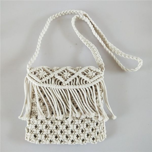 rattan capacity designer wicker 2021 straw tassel hand woven cotton rope oblique span single shoulder bag mini women's bag, Black;red
rattan capacity designer wicker 2021 straw tassel hand woven cotton rope oblique span single shoulder bag mini women's bag, Black;red