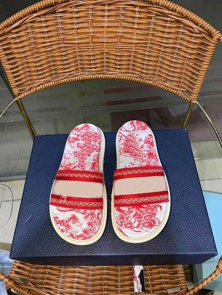 classic summer thick bottomed multicolor women's slippers sliding luxury bathroom outdoor beach gift box 35-40, Black
classic summer thick bottomed multicolor women's slippers sliding luxury bathroom outdoor beach gift box 35-40, Black