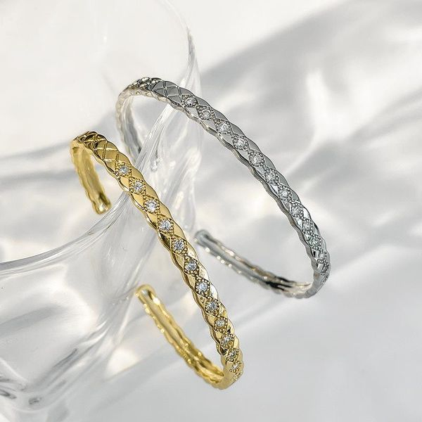 bangle copper wave pattern lattice open c-shaped bracelet female zircon temperament gold color exquisite jewelry, Black
bangle copper wave pattern lattice open c-shaped bracelet female zircon temperament gold color exquisite jewelry, Black