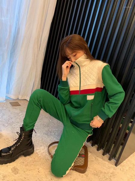women's tracksuits 2021 brand design runway letter logo casual retro zipper green long sleeve coat + classic contrast color trousers 31, Gray
women's tracksuits 2021 brand design runway letter logo casual retro zipper green long sleeve coat + classic contrast color trousers 31, Gray