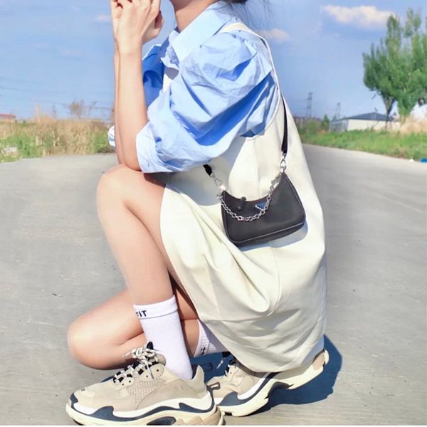 9 colors fashion women cross body bag nylon luxury designer handbag baguette shoulder bags chain strap totes clutch bags
9 colors fashion women cross body bag nylon luxury designer handbag baguette shoulder bags chain strap totes clutch bags