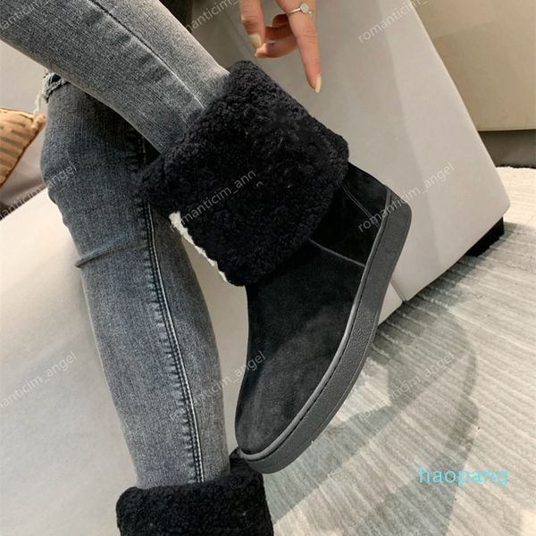designer-2021 design snow boots women luxe fashion soft leather flat boot girls casual winter brown shoe with fur half boots black size
designer-2021 design snow boots women luxe fashion soft leather flat boot girls casual winter brown shoe with fur half boots black size