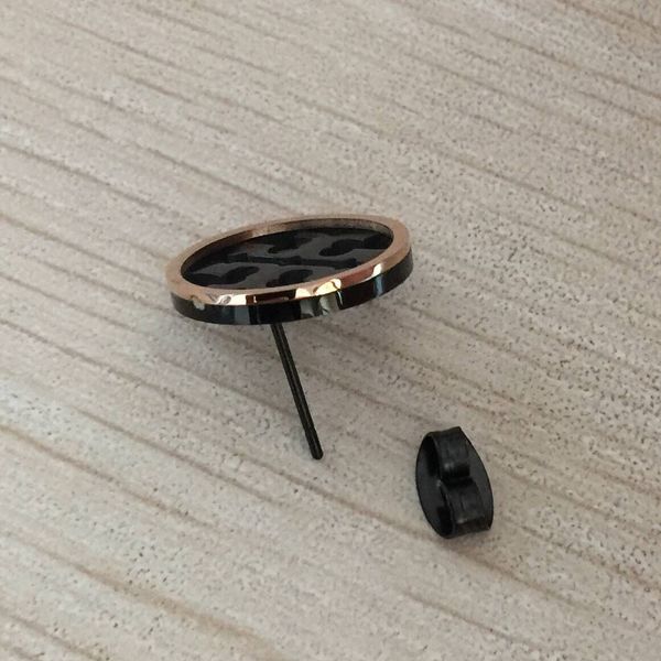 easy chic studs design deluxe wholesale price black hollow stud jewelry 18k rose gold silver plated heart letter lovers hoop earrings for wo, Golden;silver
easy chic studs design deluxe wholesale price black hollow stud jewelry 18k rose gold silver plated heart letter lovers hoop earrings for wo, Golden;silver