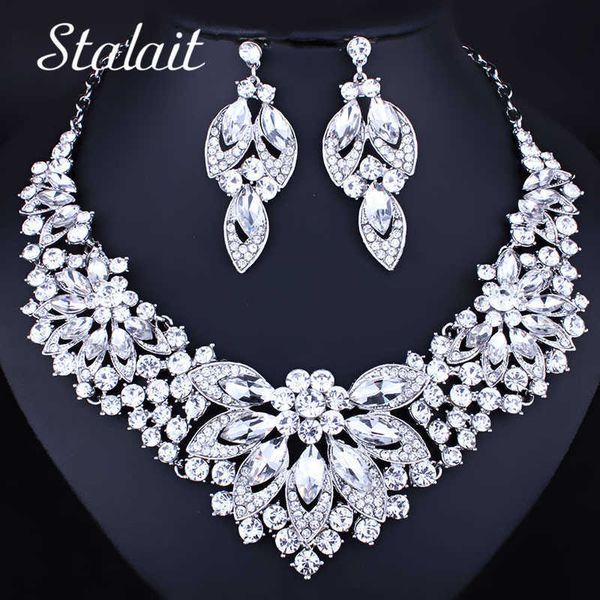 new design chic flower hollow white crystal necklace earrings jewelry set wedding crystal bridal costumer accessories for women h1022, Silver
new design chic flower hollow white crystal necklace earrings jewelry set wedding crystal bridal costumer accessories for women h1022, Silver
