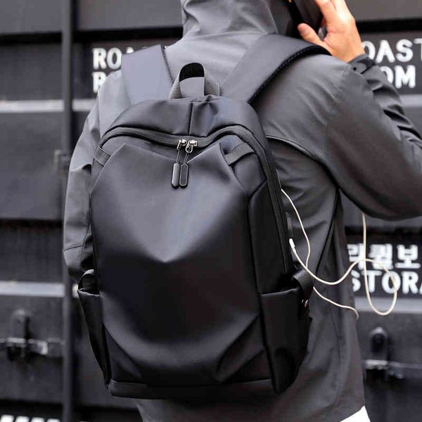 printed nylon backpack men's business 15.6 inch computer bag college student schoolbag
printed nylon backpack men's business 15.6 inch computer bag college student schoolbag