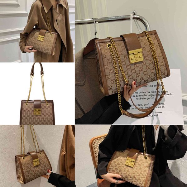 design year's popular bag women's new fashion versatile tot style chain shoulder purses outlet
design year's popular bag women's new fashion versatile tot style chain shoulder purses outlet