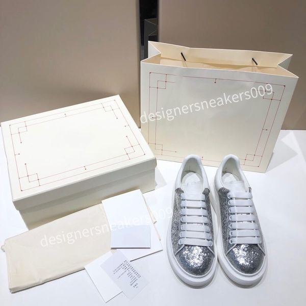 2021 high-quality men platform sneakers r increase loafers flat heel lace-up little white casual shoes round toe, Black
2021 high-quality men platform sneakers r increase loafers flat heel lace-up little white casual shoes round toe, Black