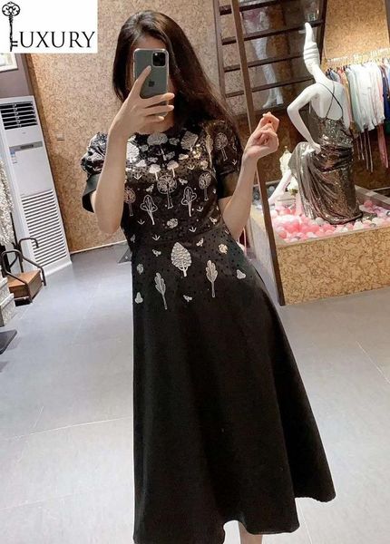 casual dresses 2021 summer party sequined club women o-neck luxurious embroidery short sleeve mid-calf length elegant black dress female, Black;gray 
casual dresses 2021 summer party sequined club women o-neck luxurious embroidery short sleeve mid-calf length elegant black dress female, Black;gray