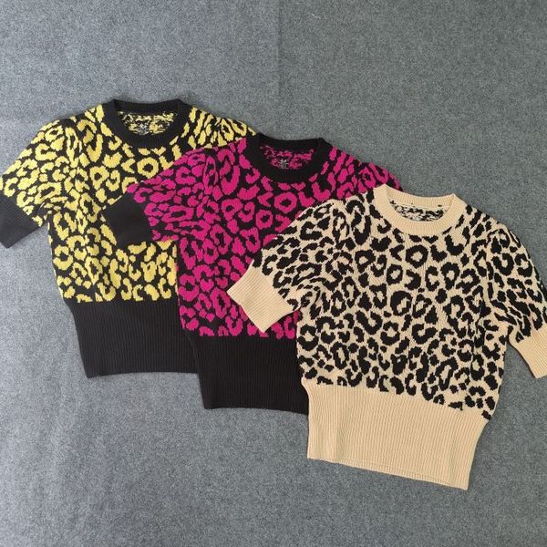 hoodies d family 21 early autumn knitted leopard round neck pullover short sleeve, Black
hoodies d family 21 early autumn knitted leopard round neck pullover short sleeve, Black