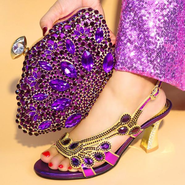 big crystal handbag matching shoes set with rhinestone african purple women pumps and bag for dress v0888, Black
big crystal handbag matching shoes set with rhinestone african purple women pumps and bag for dress v0888, Black