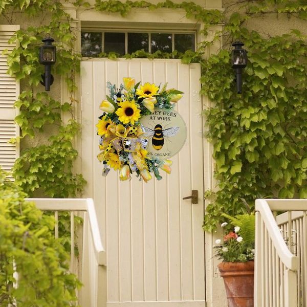 creative bee wreaths simulation leaf sunflowerwreath artificial garland holidays hanging pendants wedding door decoration decorative flowers
creative bee wreaths simulation leaf sunflowerwreath artificial garland holidays hanging pendants wedding door decoration decorative flowers