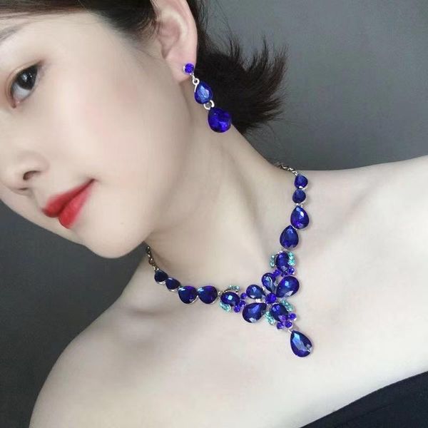 earrings & necklace european and american crystal simple clavicle set flower water drop fashion female accessories jewelry, Silver
earrings & necklace european and american crystal simple clavicle set flower water drop fashion female accessories jewelry, Silver