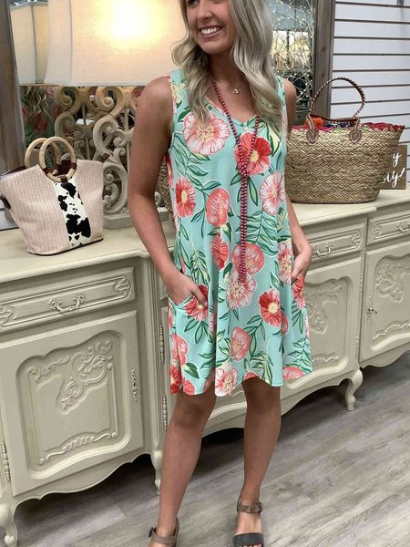 fashion dress 2021 summer street trendsetter women's round neck large swing printed, Black;pink
fashion dress 2021 summer street trendsetter women's round neck large swing printed, Black;pink