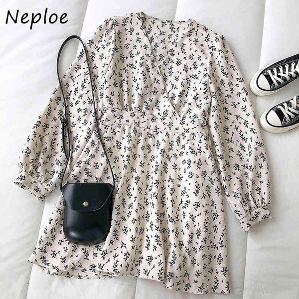 neploe v neck long sleeve pullover dress women high waist hip a line vestidos vintage print loose robe spring 210510, Black;gray
neploe v neck long sleeve pullover dress women high waist hip a line vestidos vintage print loose robe spring 210510, Black;gray