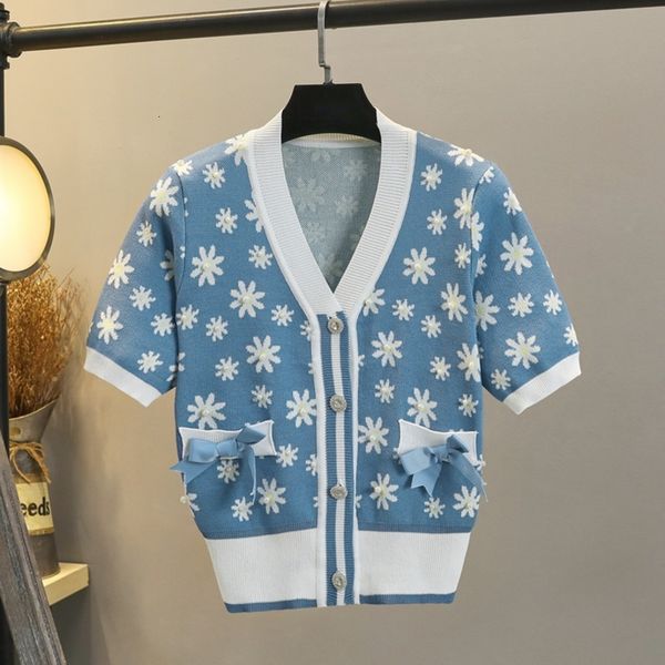 casual dresses vetement femme 2021 summer sweet flower knit sweater mujer pearl beading contrast bow thin knitted cardigan crop to, Black;gray
casual dresses vetement femme 2021 summer sweet flower knit sweater mujer pearl beading contrast bow thin knitted cardigan crop to, Black;gray