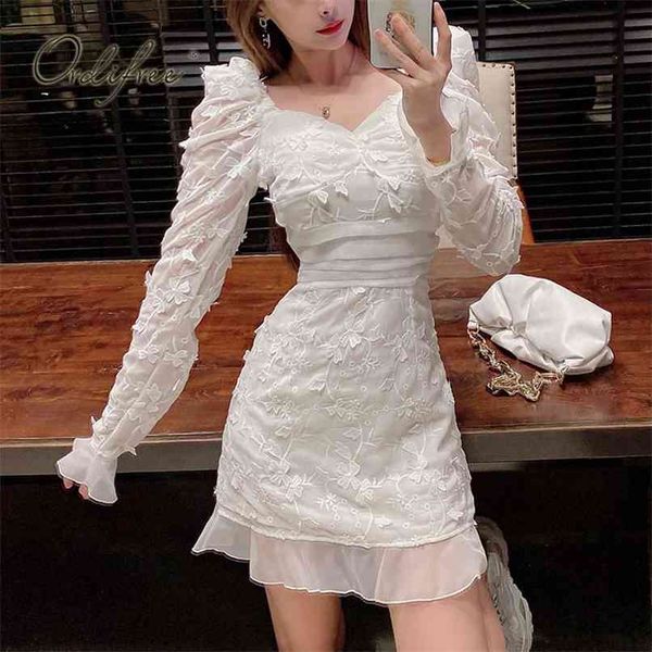 spring autumn women white party mini dress long sleeve embroidery sweet slim short chiffon wrap 210513, Black;gray
spring autumn women white party mini dress long sleeve embroidery sweet slim short chiffon wrap 210513, Black;gray