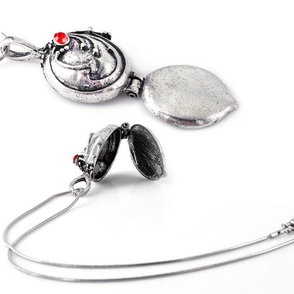 chains vintage silver color love heart locket pendants for women men openable glossy family elena gilbert necklace jewelry gift
chains vintage silver color love heart locket pendants for women men openable glossy family elena gilbert necklace jewelry gift