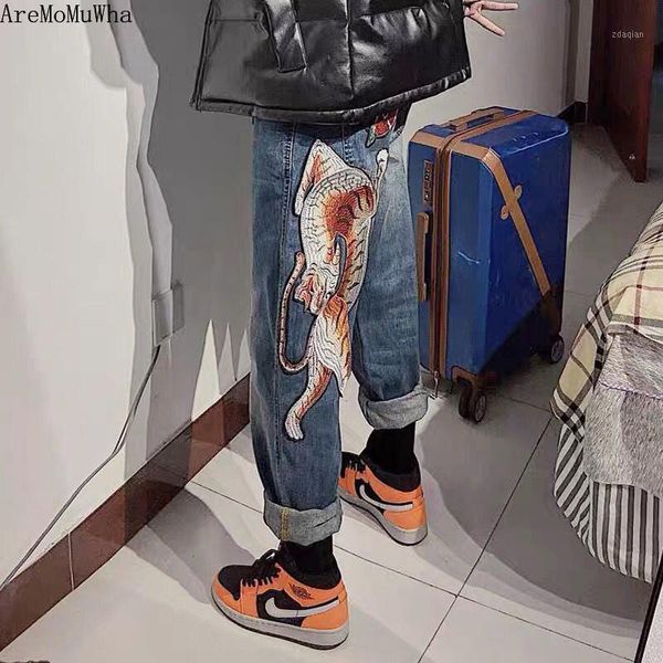 chinese style tiger embroidered jeans for men women straight loose large size all-match nine-point pants oversized men's, Blue
chinese style tiger embroidered jeans for men women straight loose large size all-match nine-point pants oversized men's, Blue