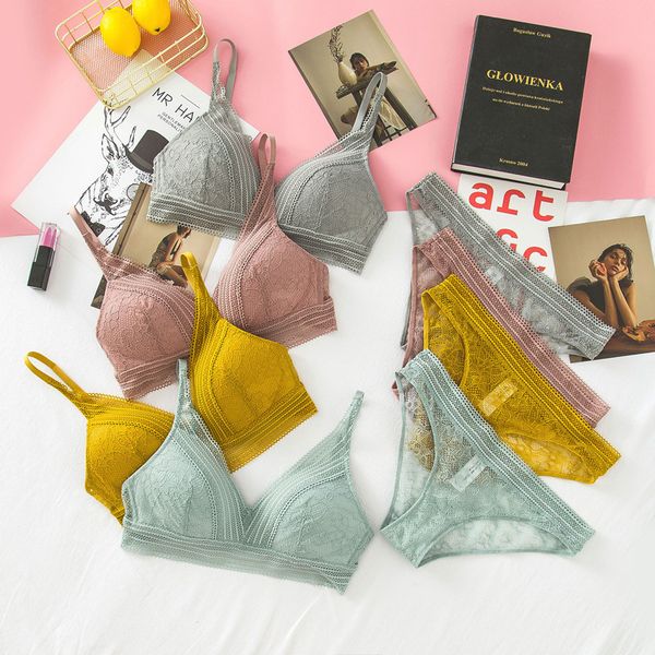 bra set type no steel ring small chest gathered underwear women's lace comfortable non convex point thin suit, Red;black
bra set type no steel ring small chest gathered underwear women's lace comfortable non convex point thin suit, Red;black