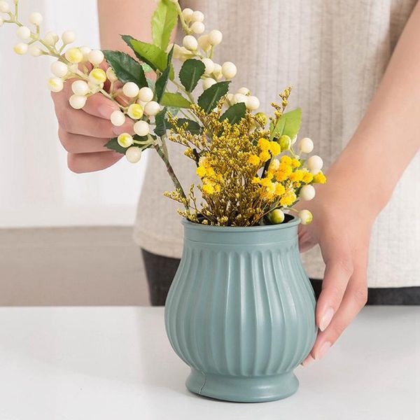 vases modern plastic living room decoration ornaments imitation ceramic flower pot wedding decorations drop resistant vase
vases modern plastic living room decoration ornaments imitation ceramic flower pot wedding decorations drop resistant vase